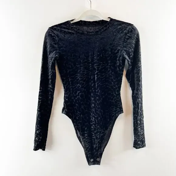 Good American The Wilder One Semi Sheer Leopard Print Long Sleeve Bodysuit Black - Picture 3 of 5